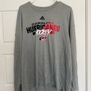 NWT Mens Carolina Hurricanes Light Gray Adidas Long Sleeve Hockey Shirt